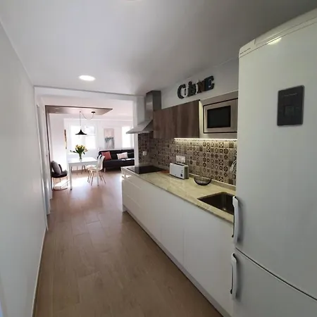 Casa Tulipan 아파트 알리칸테